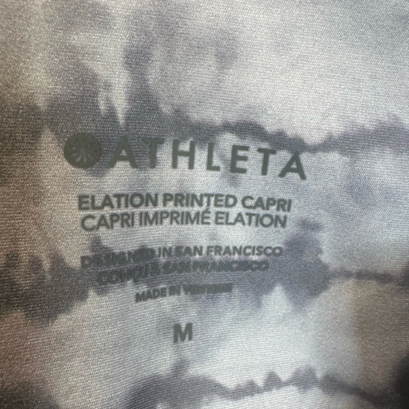 Athleta Elation Printed Capri legging - Picture 6 of 8
